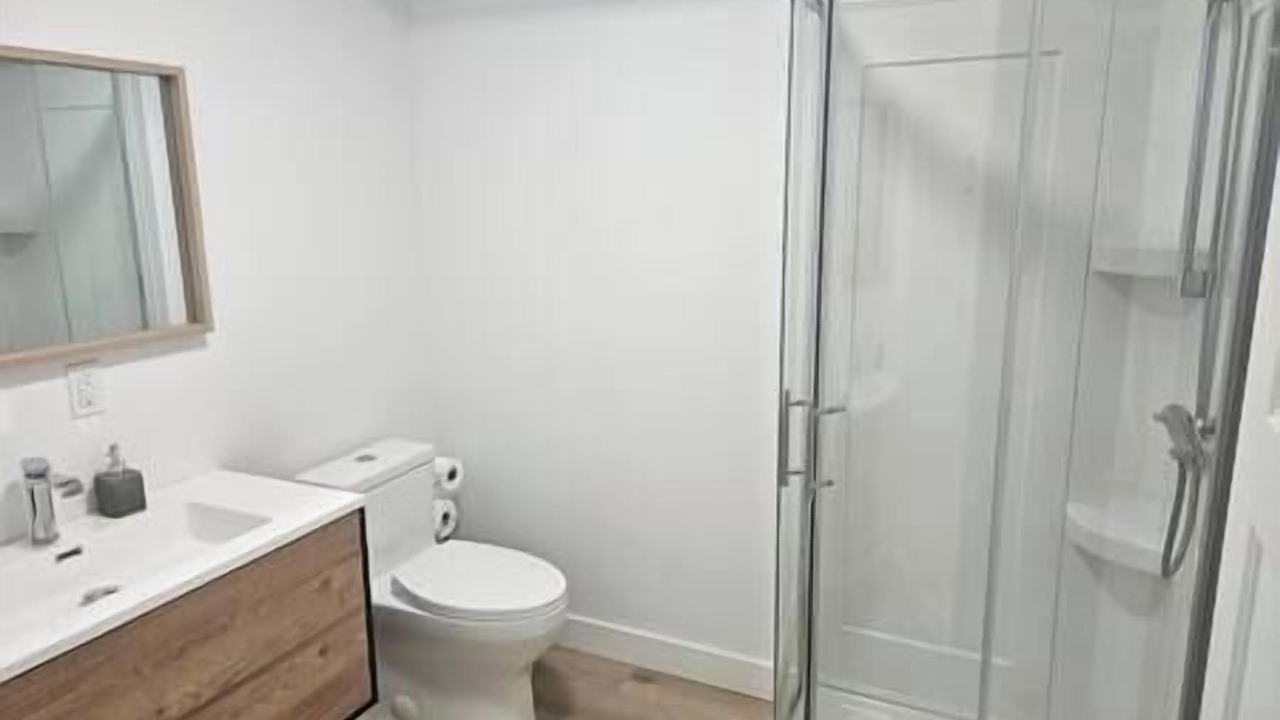 Photo of Bathroom in Beaulac-Garthby
