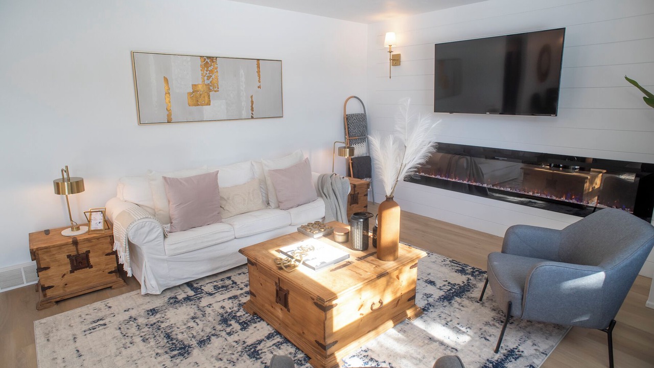 Photo of Livingroom in Thunder Bay