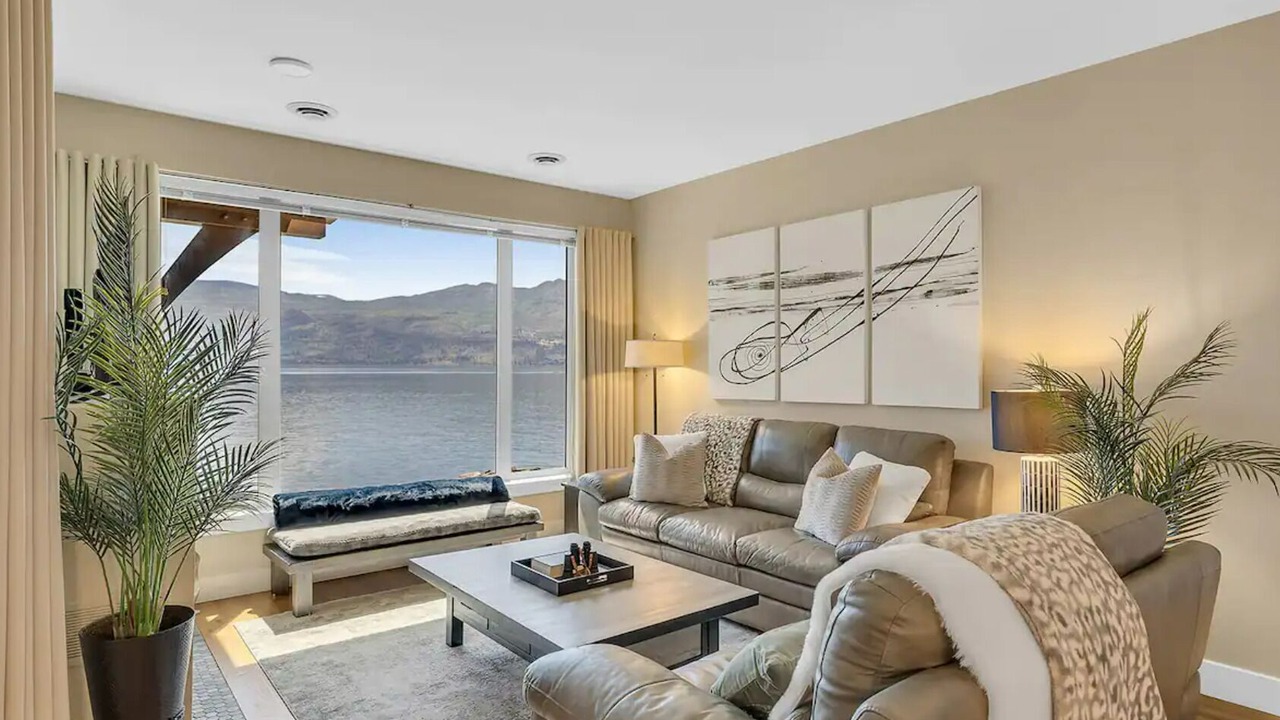 Photo of Livingroom in Westbank