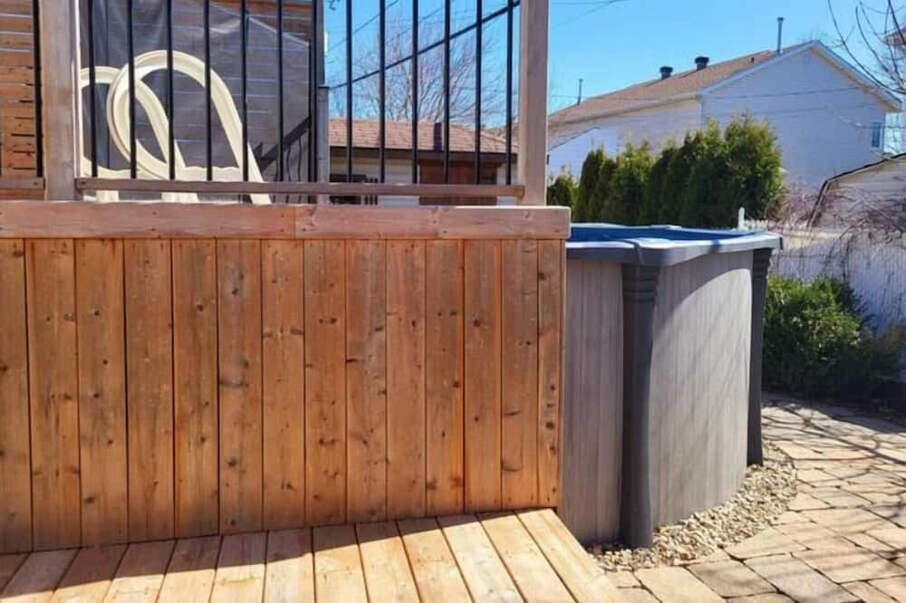 Photo of Outdoor in Aylmer