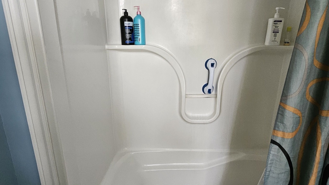 Photo of Bathroom in Terra Nova