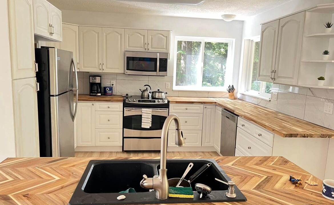 Photo of Kitchen in Fanny Bay