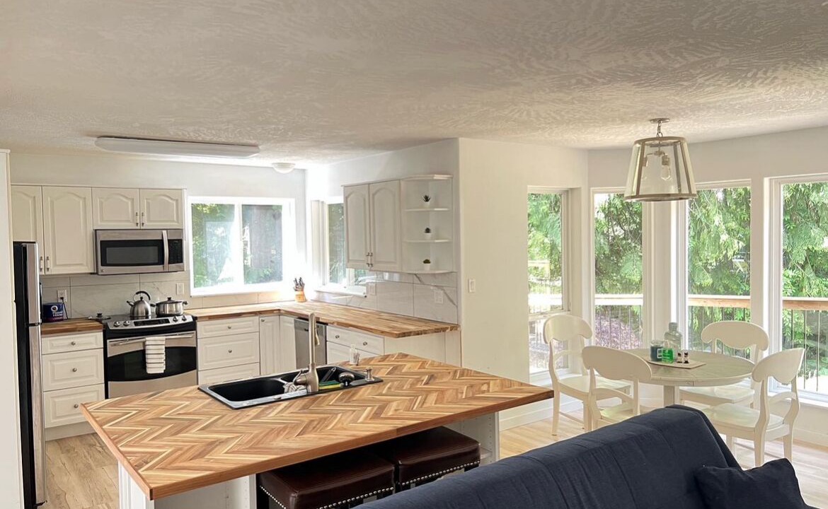 Photo of Kitchen in Fanny Bay
