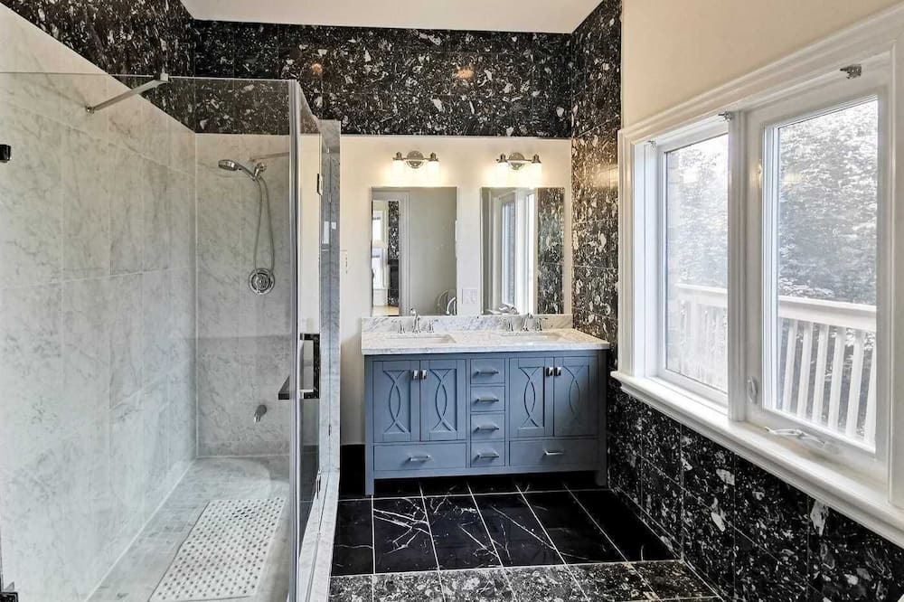 Photo of Bathroom in Grimsby