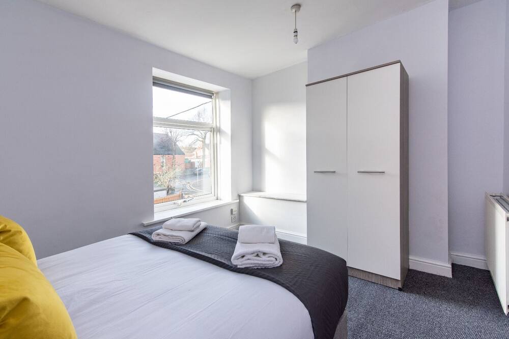 Photo of Bedroom in Mansfield