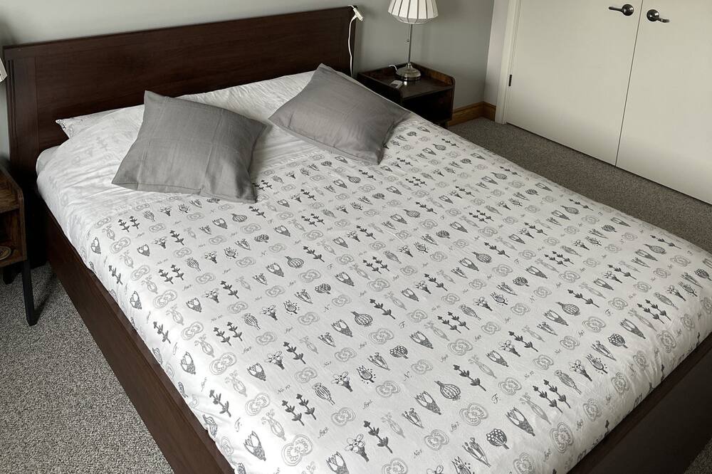 Photo of Bedroom in Bayham