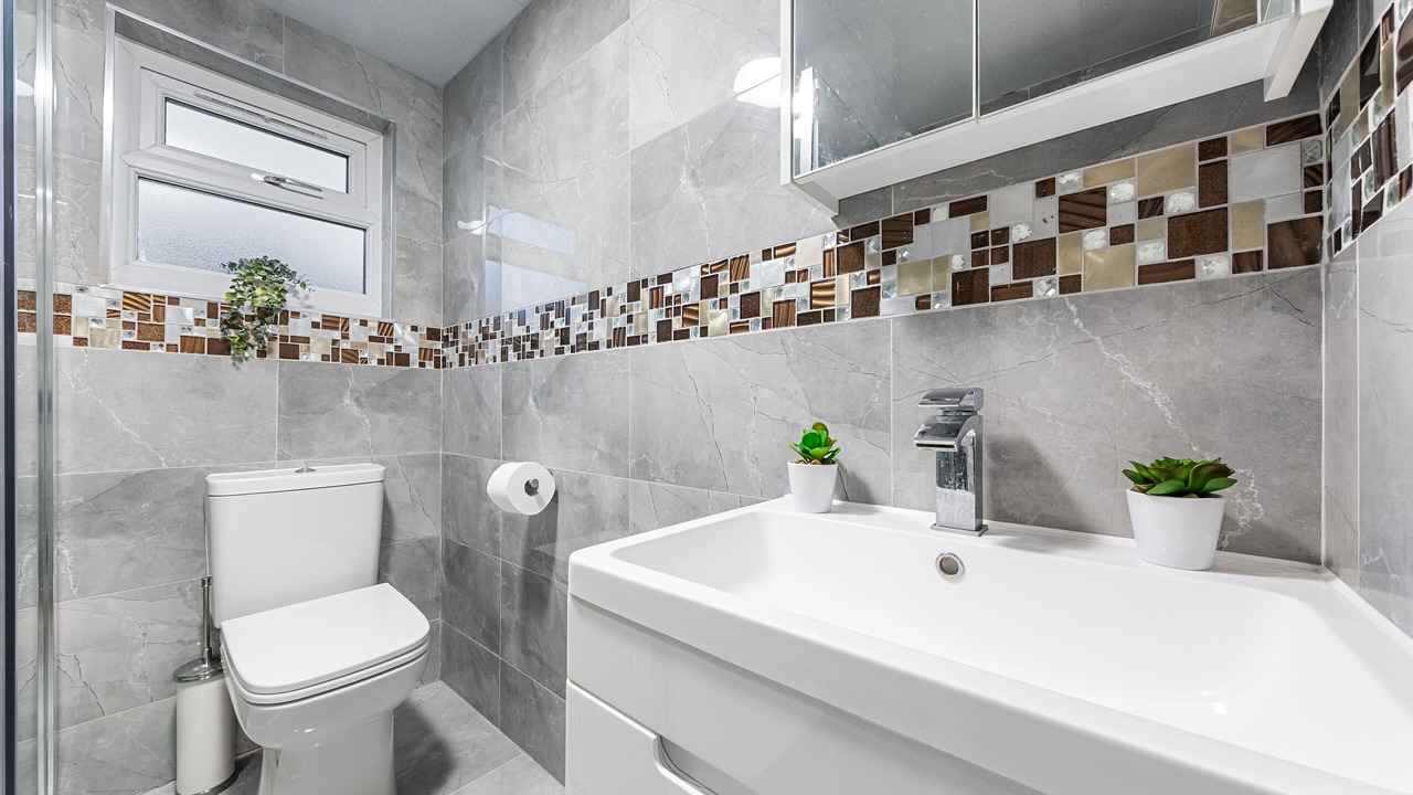 Photo of Bathroom in Loxford