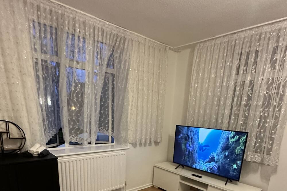 Photo of Bedroom in Shacklewell