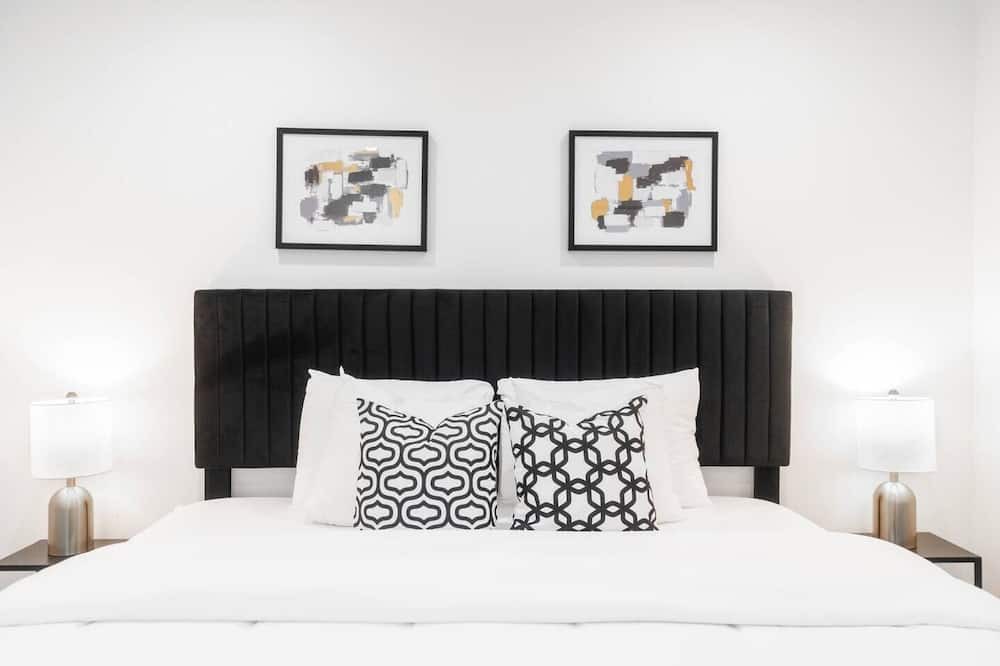 Photo of Bedroom in Newton