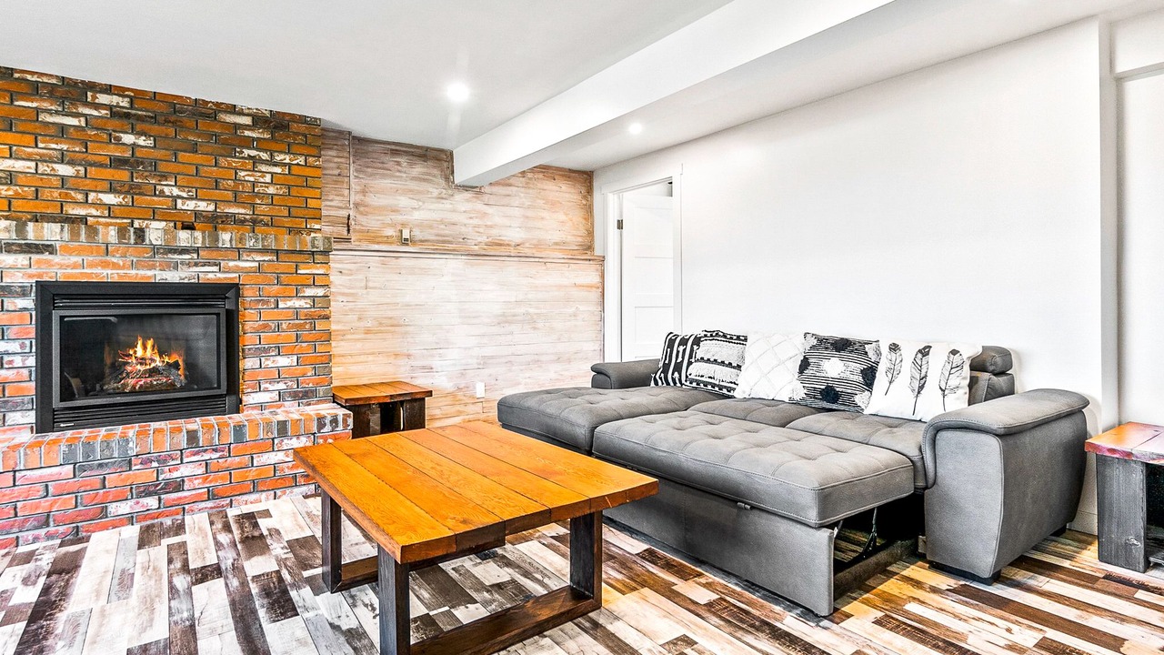 Photo of Livingroom in Vernon