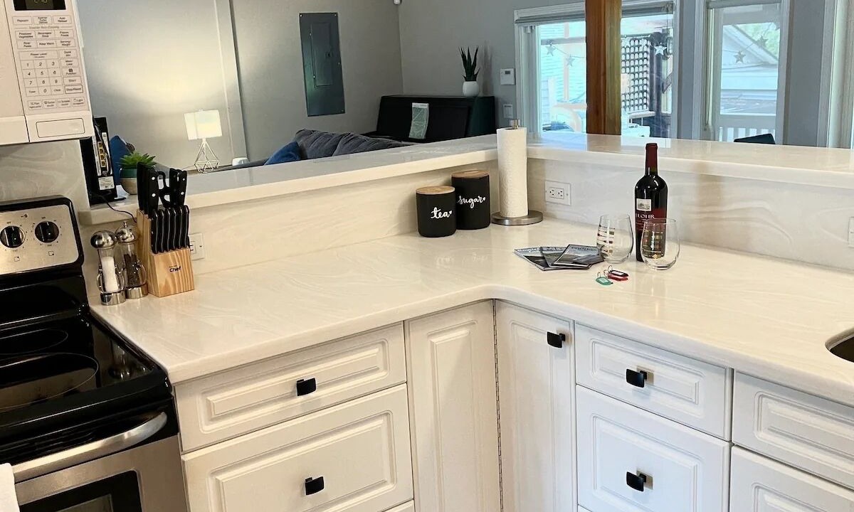 Photo of Kitchen in Lake Cowichan