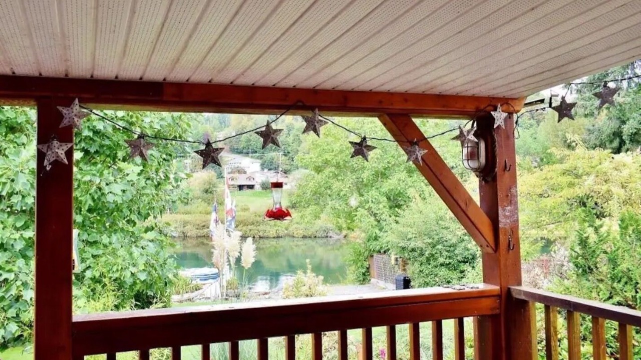 Photo of Outdoor in Lake Cowichan