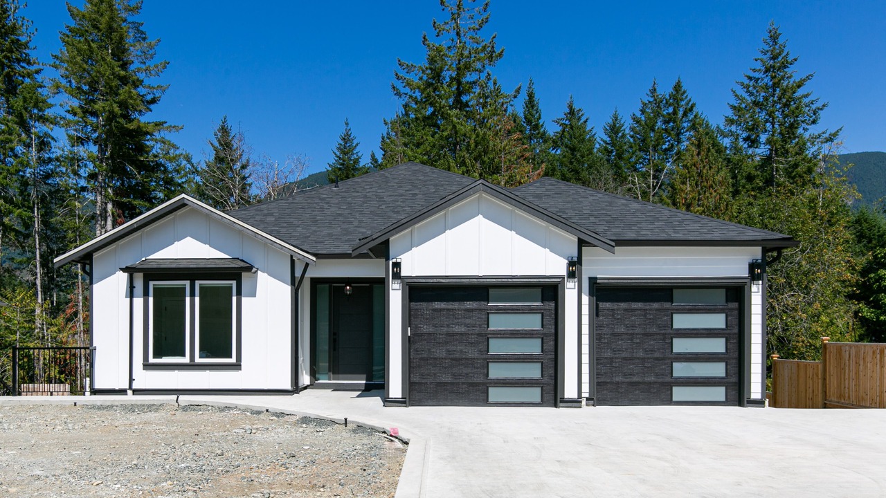 Photo of Outdoor in Lake Cowichan