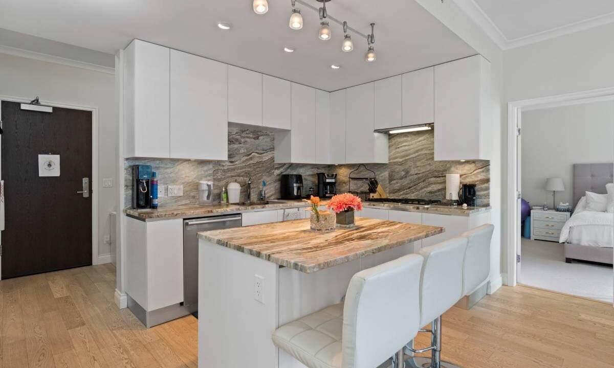 Photo of Kitchen in Lower Lonsdale