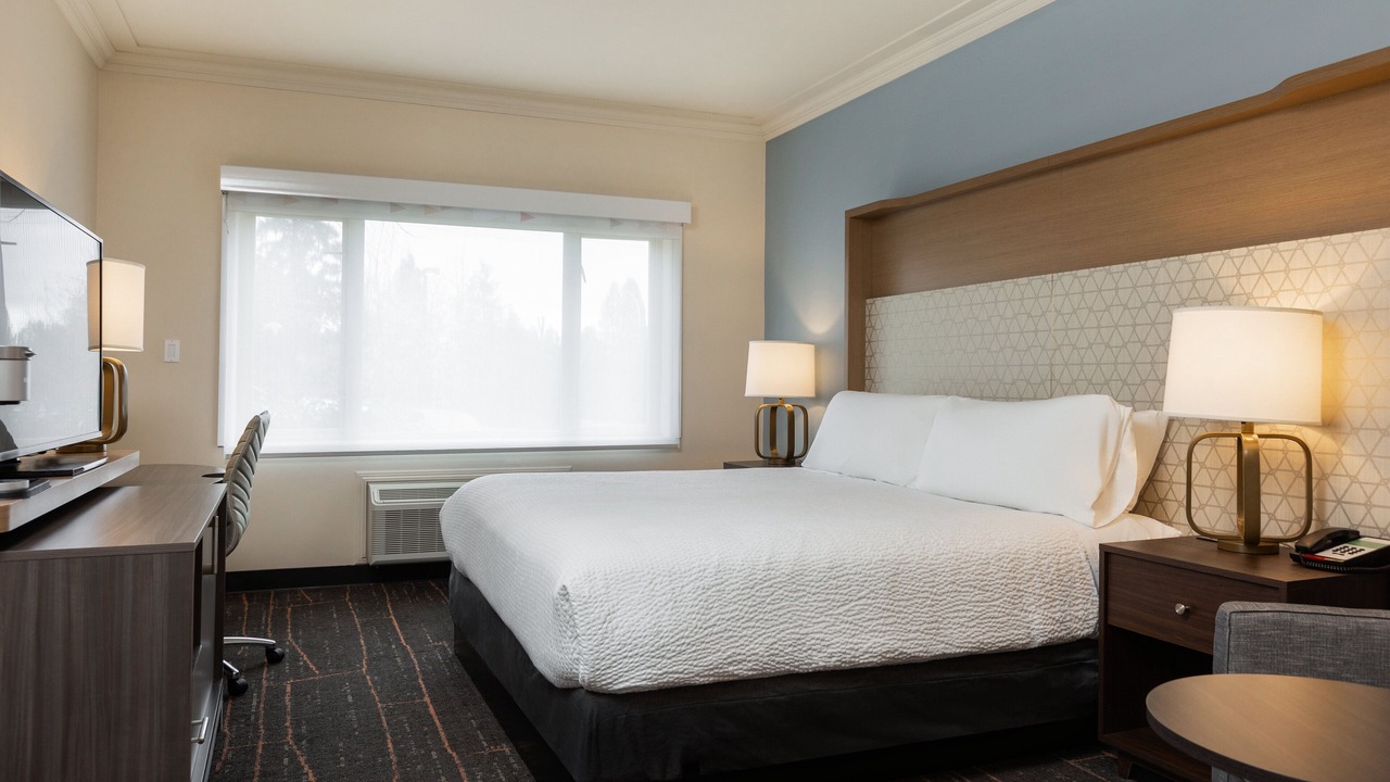 Photo of Bedroom in Saanich