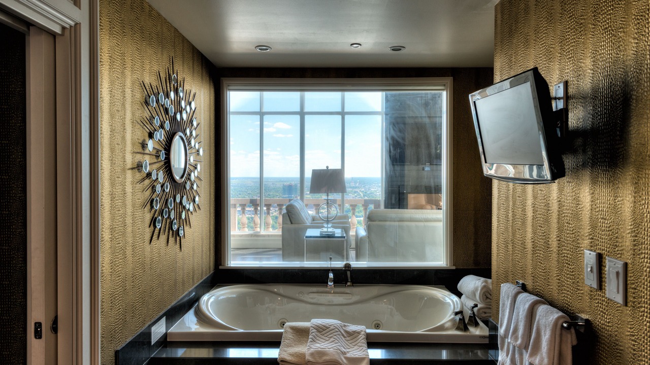 Photo of Bathroom in Fallsview
