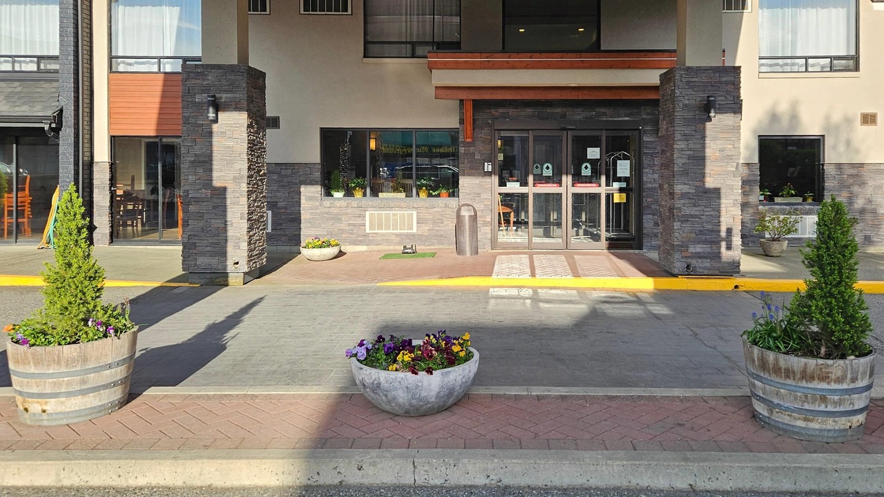 Photo of Outdoor in Sardis