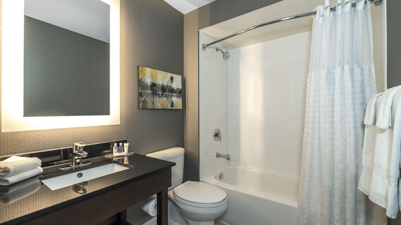 Photo of Bathroom in Simcoe