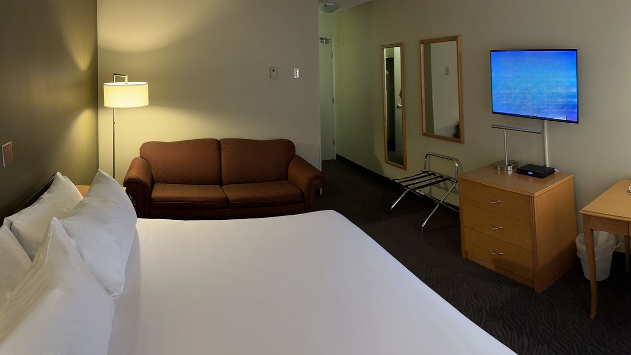 Photo of Livingroom in East Kootenay