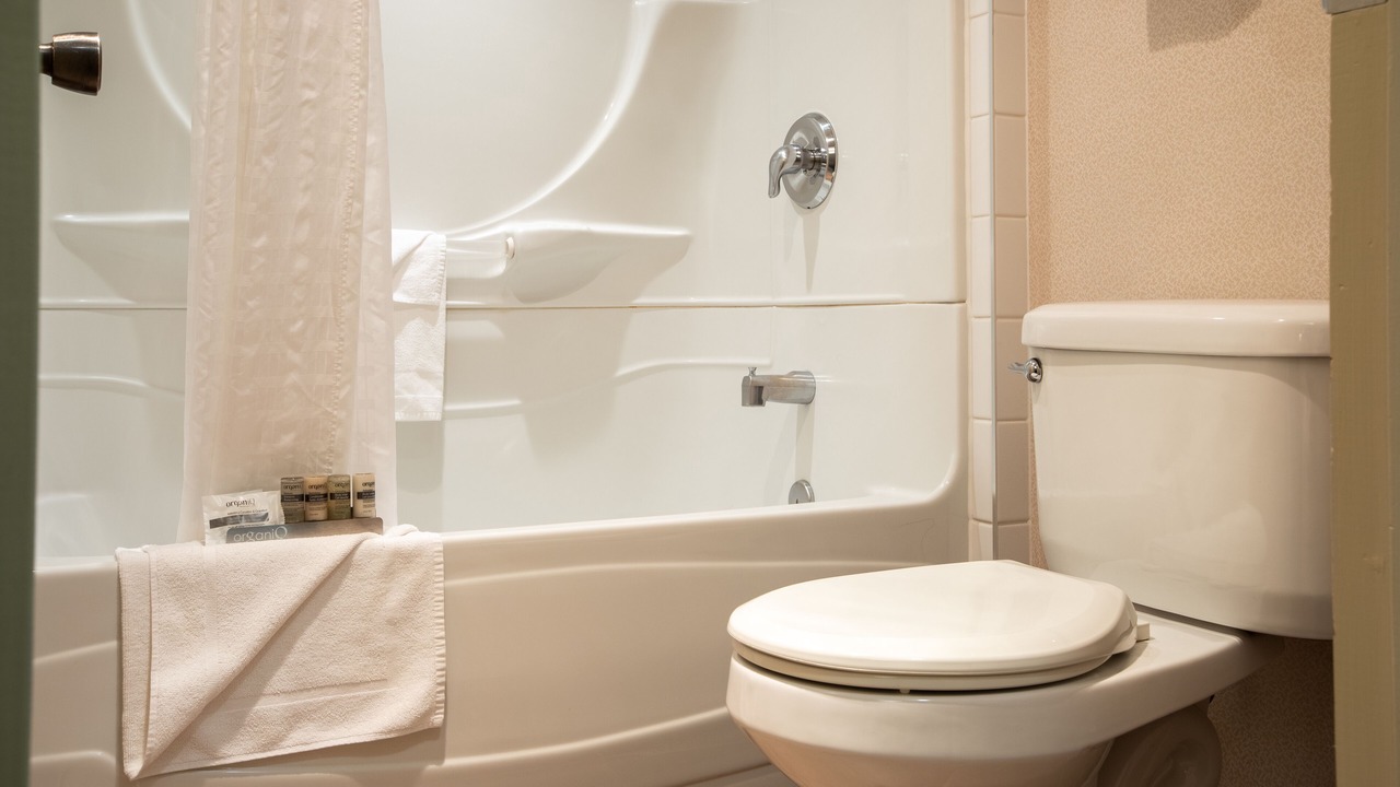 Photo of Bathroom in Jasper