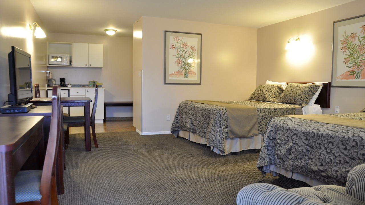 Photo of Livingroom in Okanagan-Similkameen