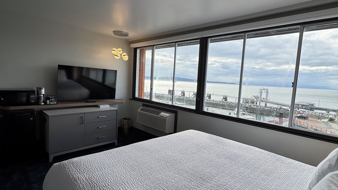 Photo of Bedroom in Powell River