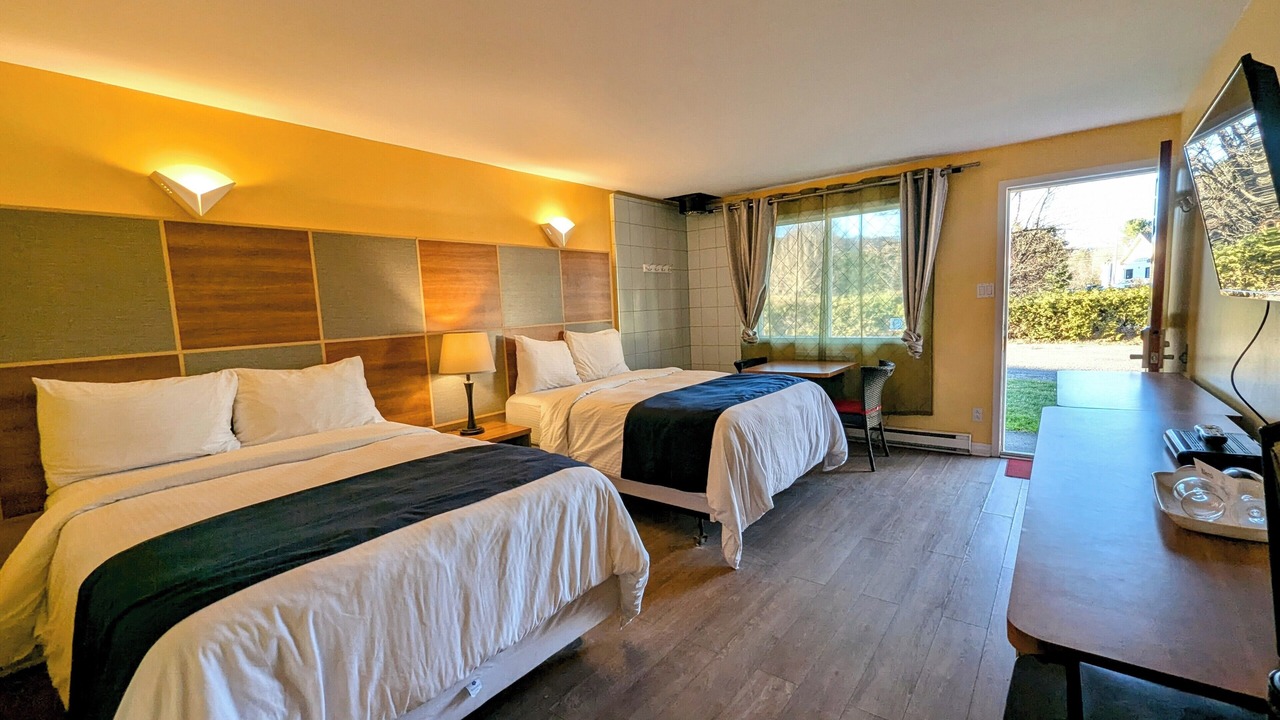 Photo of Bedroom in Saint-Sauveur