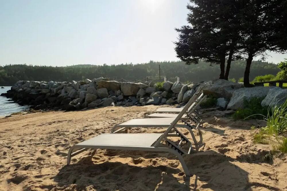 Photo of Outdoor in Boutiliers Point