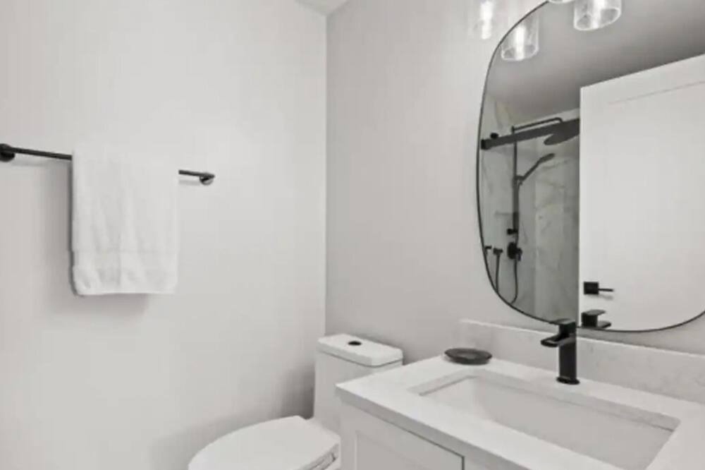 Photo of Bathroom in North End