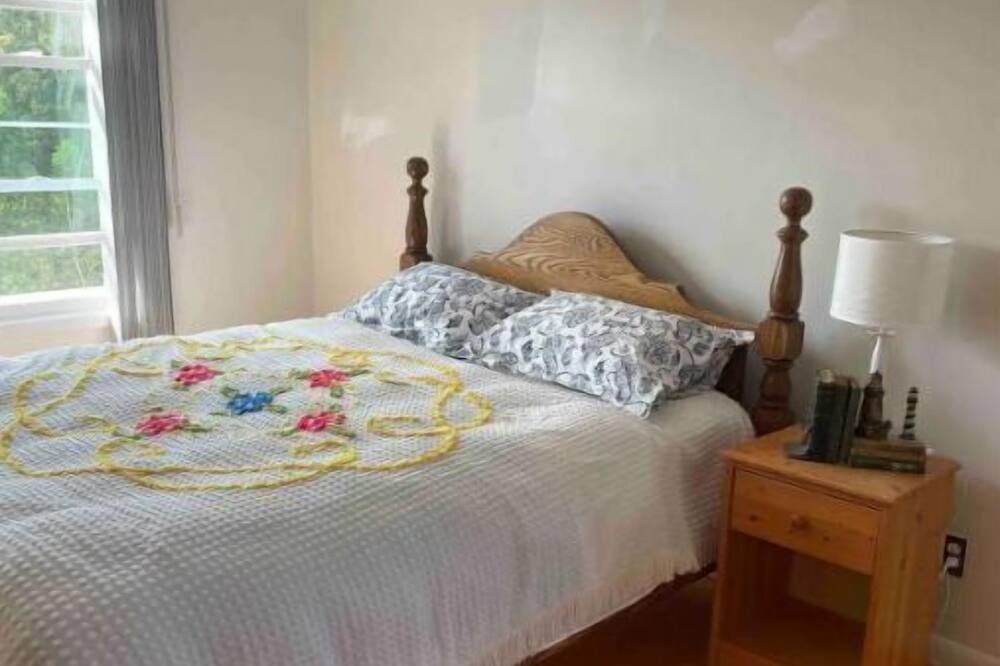 Photo of Bedroom in Lincoln