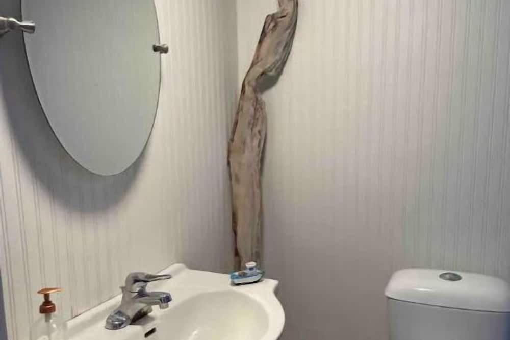 Photo of Bathroom in Lincoln