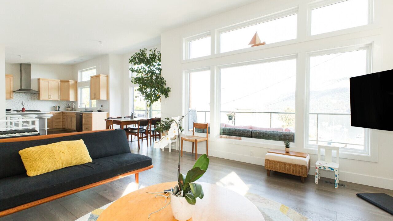 Photo of Livingroom in Cowichan Bay