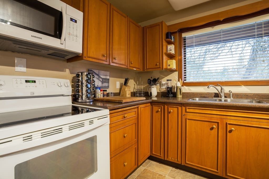 Photo of Kitchen in North Saanich