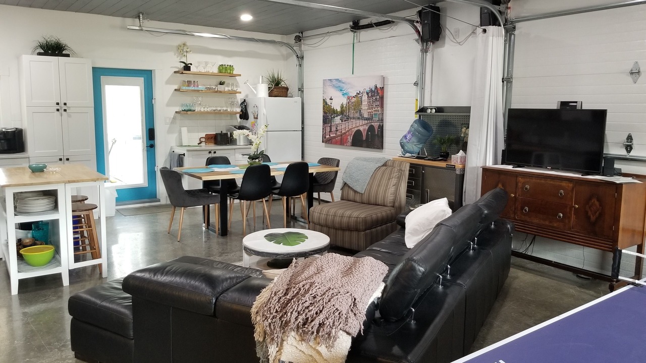 Photo of Livingroom in Candle Lake