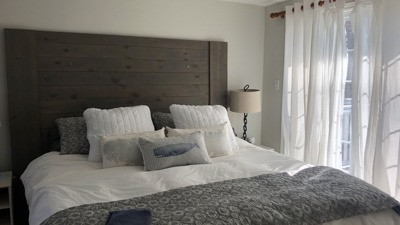 Photo of Bedroom in Waupoos