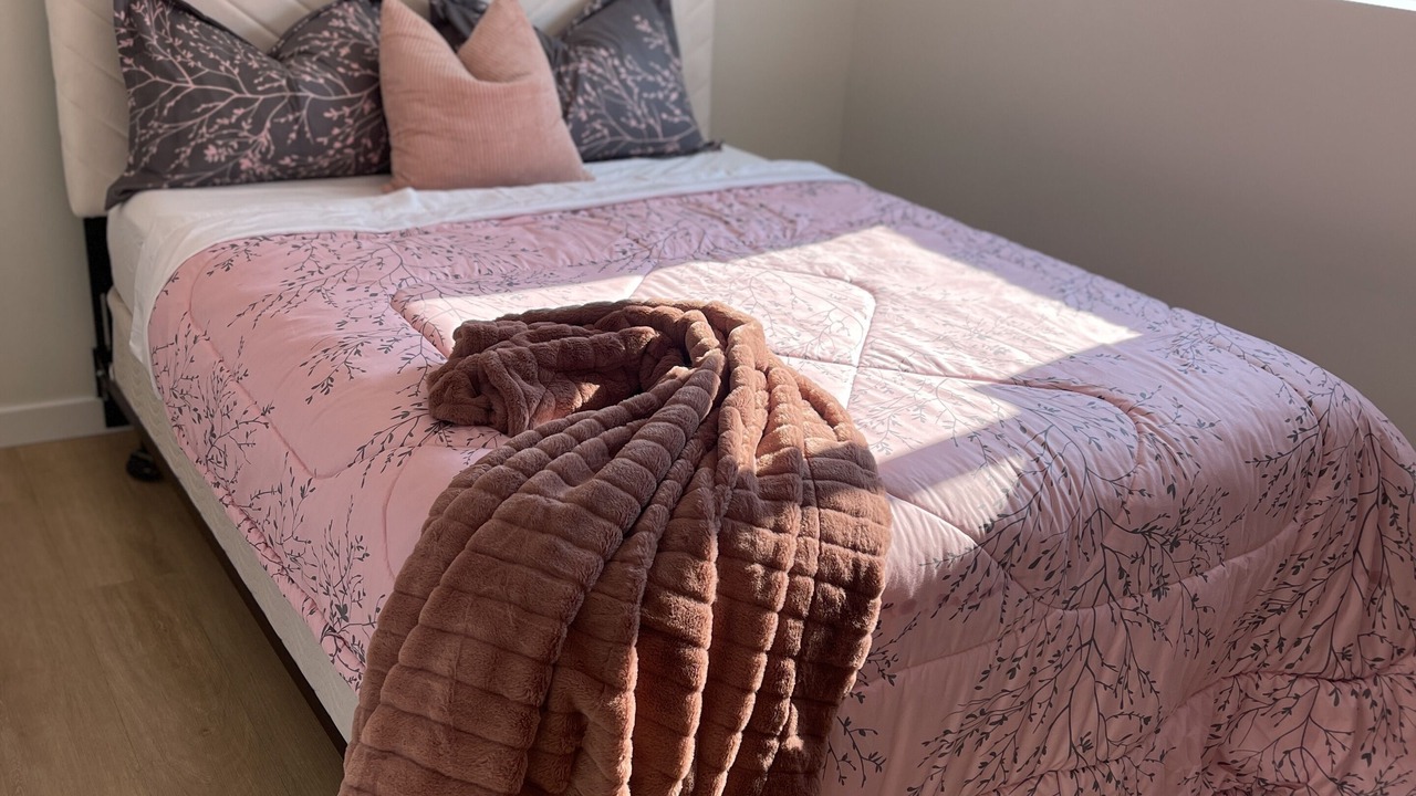 Photo of Bedroom in Upper Lonsdale