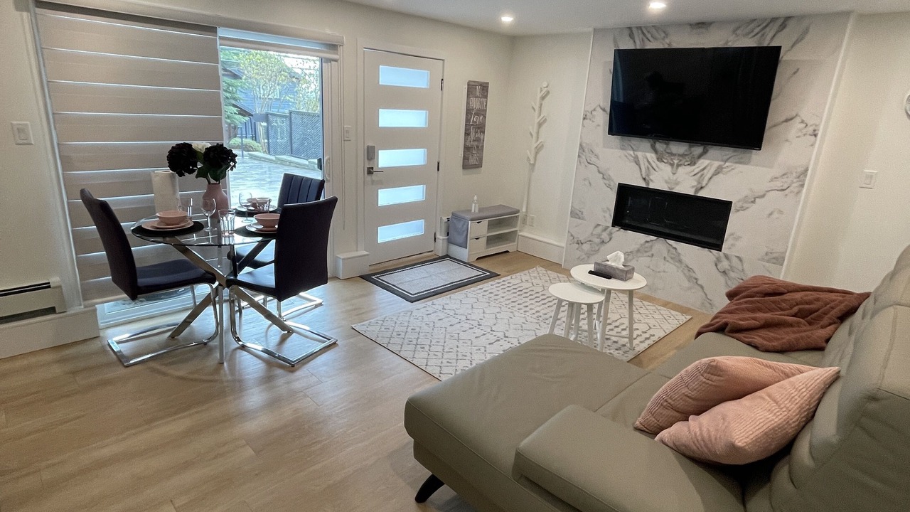 Photo of Livingroom in Upper Lonsdale