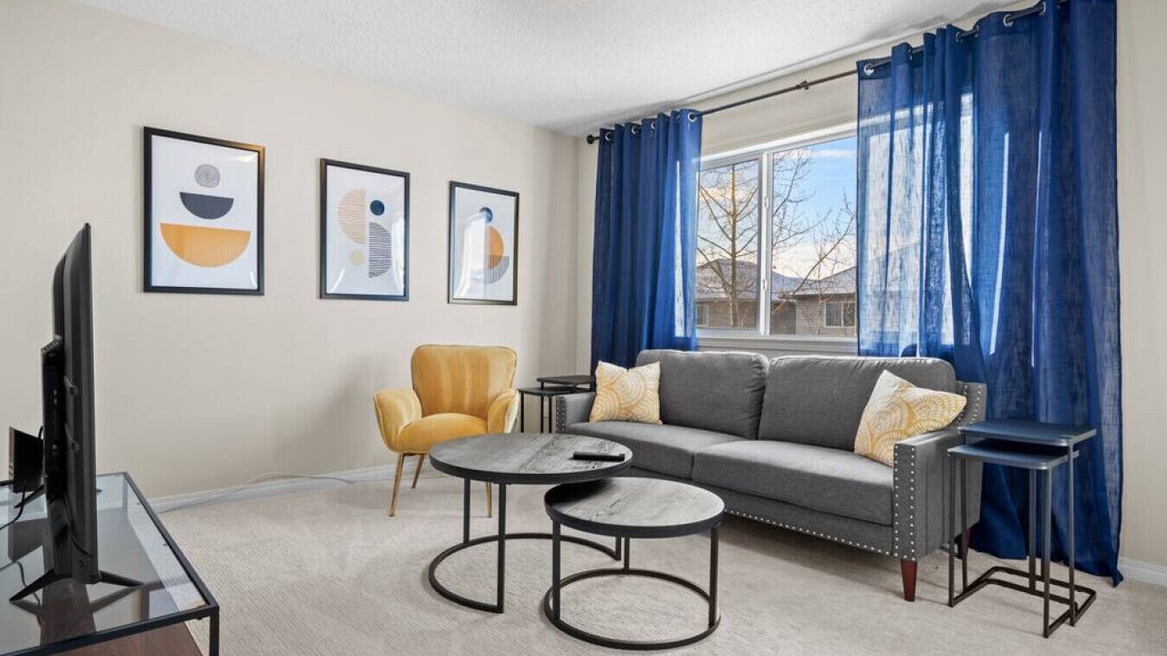Photo of Livingroom in Southwest Calgary