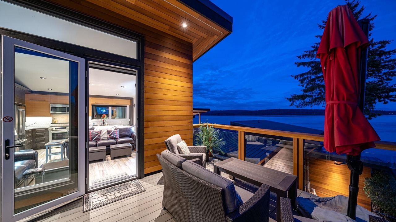 Photo of Patio Balcony in Campbell River