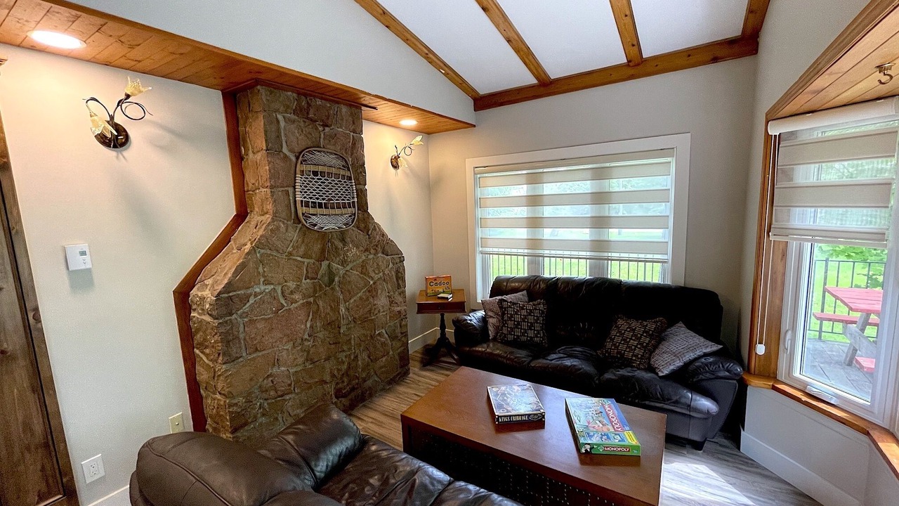 Photo of Livingroom in Washago