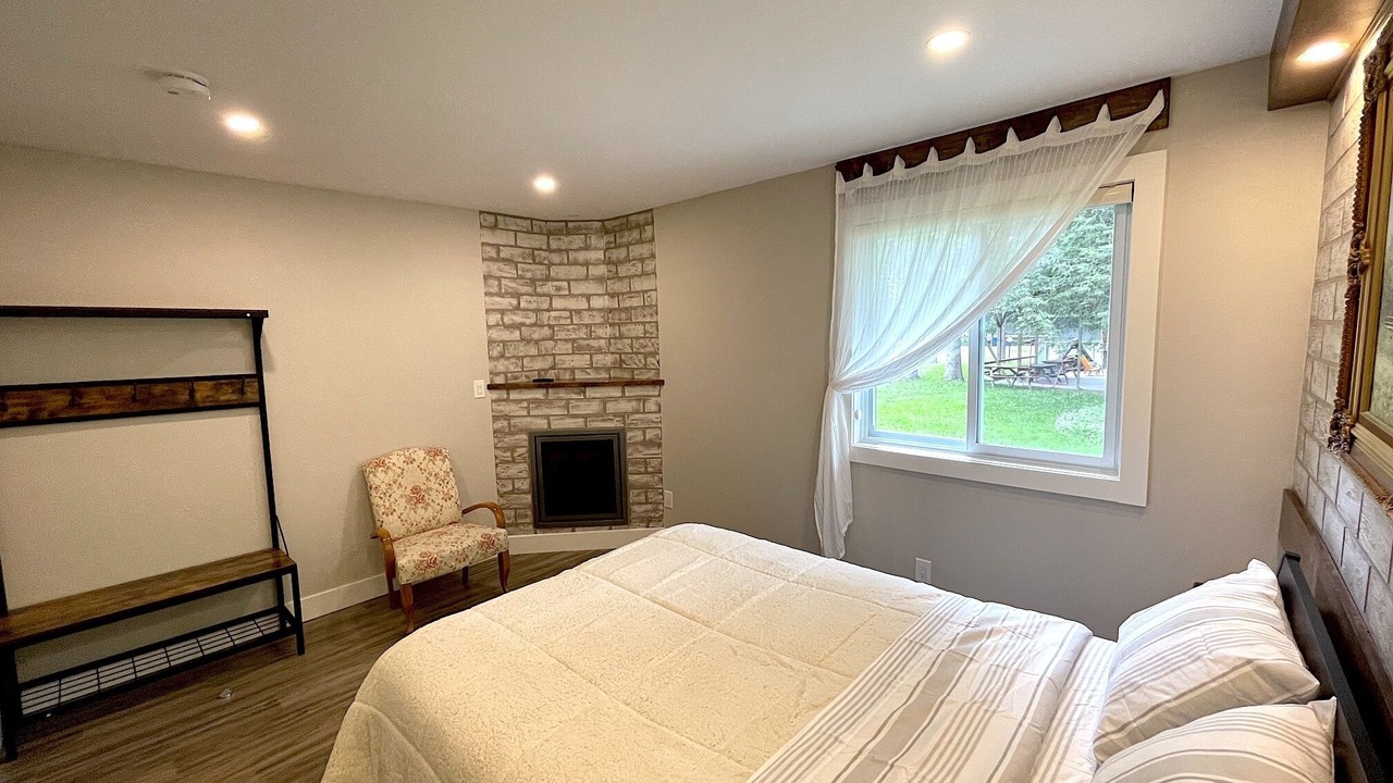 Photo of Bedroom in Washago