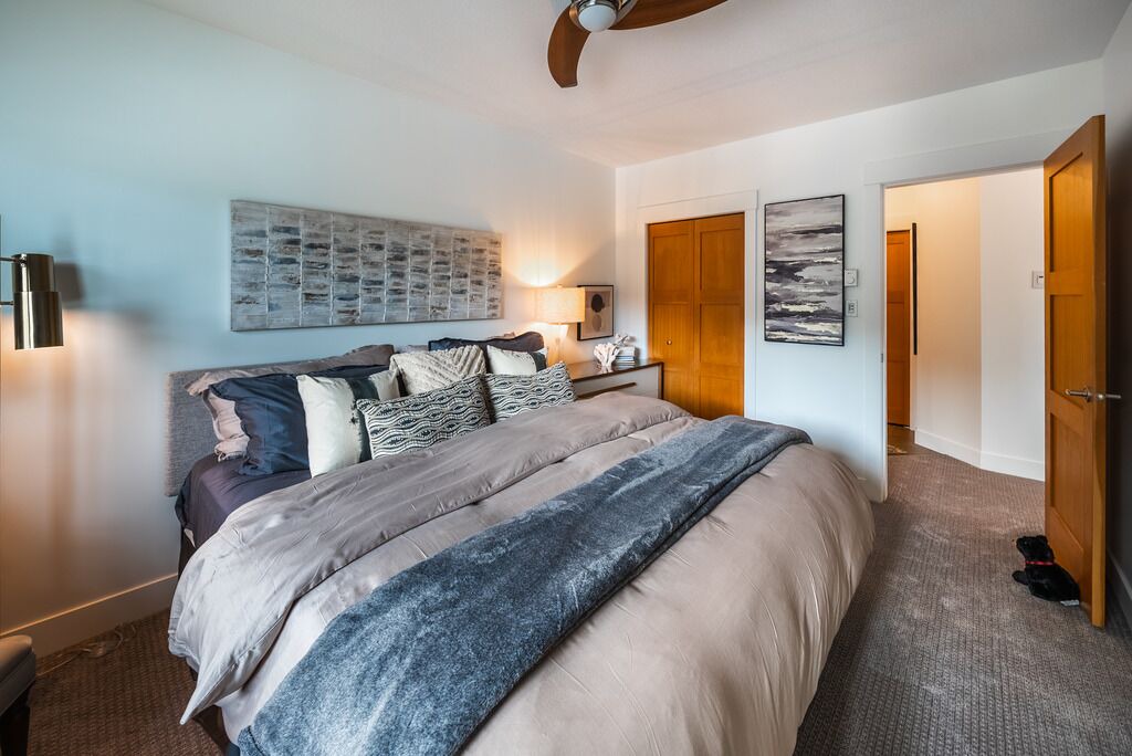Photo of Bedroom in North Oyster