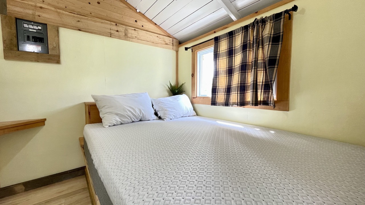 Photo of Bedroom in Campbellford