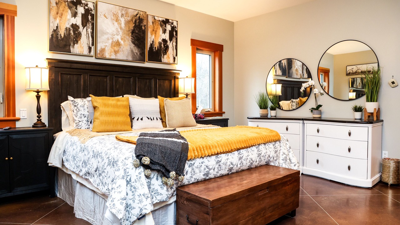 Photo of Bedroom in Central Saanich