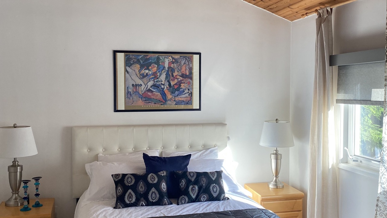Photo of Bedroom in Bowen Island