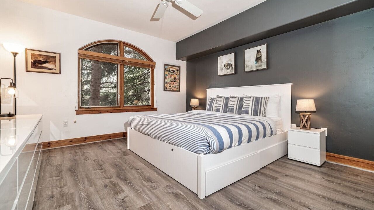 Photo of Bedroom in Edwards