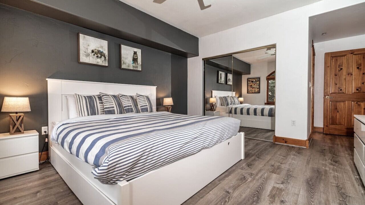 Photo of Bedroom in Edwards