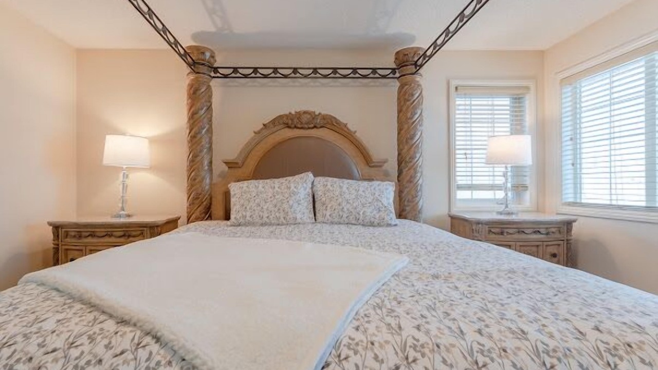 Photo of Bedroom in Springbank Hill