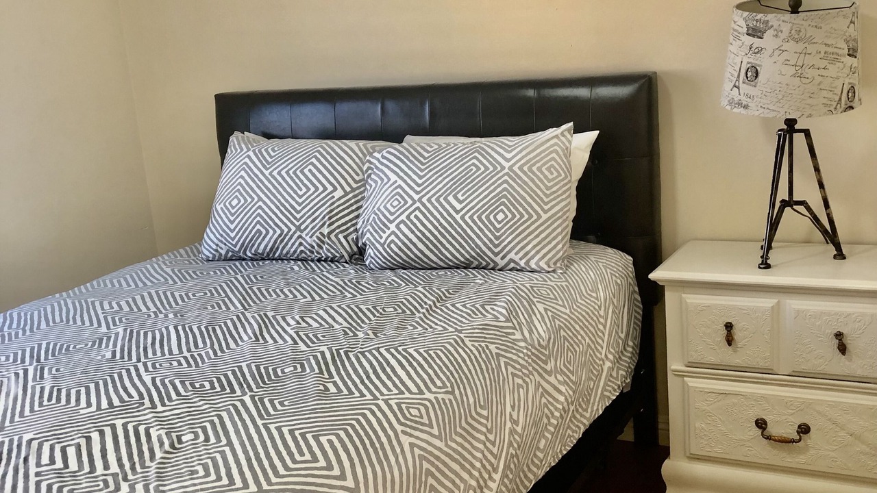 Photo of Bedroom in Springbank Hill