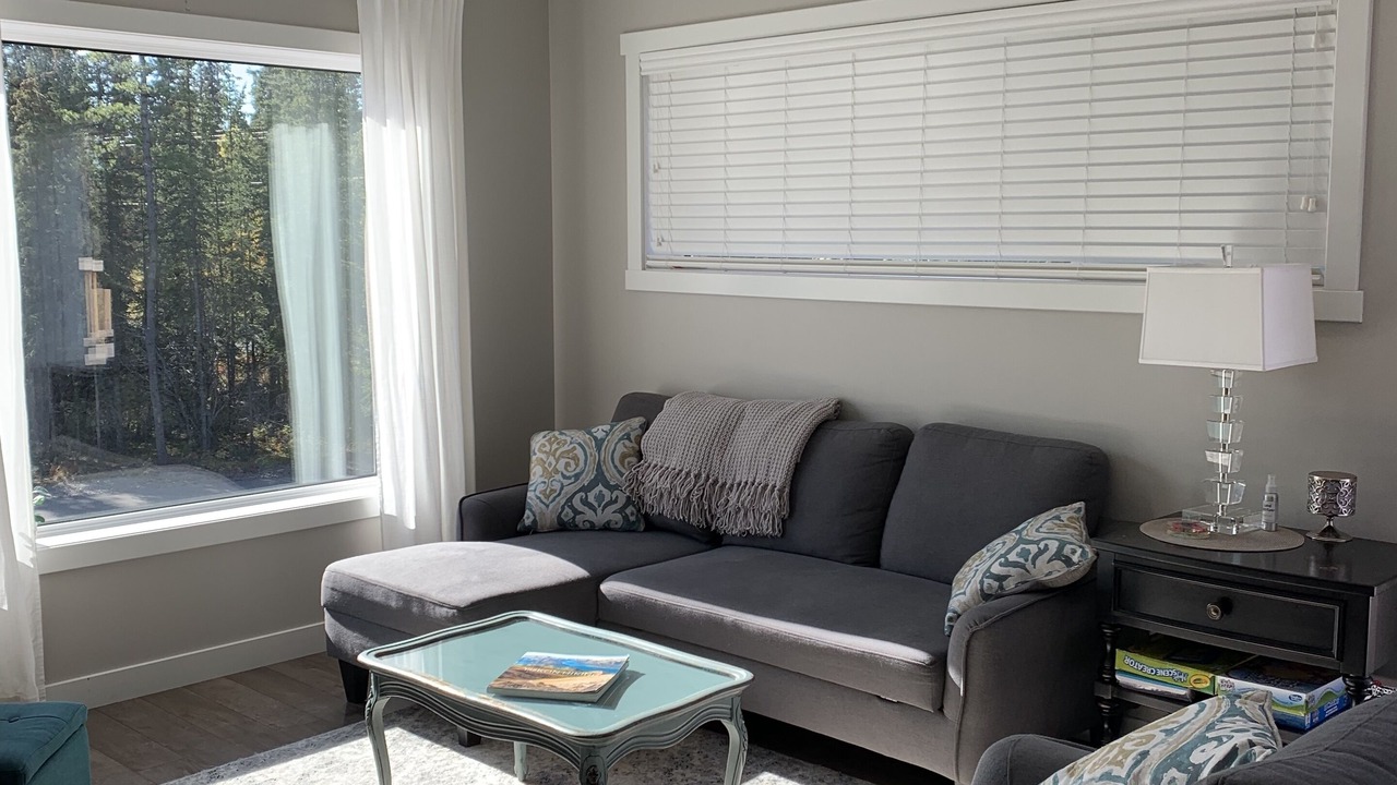 Photo of Livingroom in Whitehorse